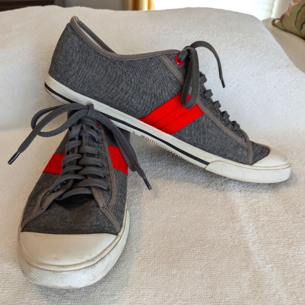 DONATED. Ben Sherman sneakers